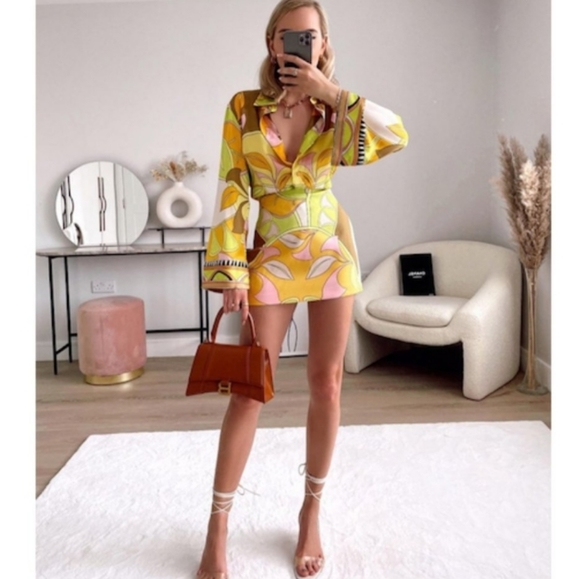 Zara Dresses & Skirts - NWT Zara Printed Multi-color Mini Skirt